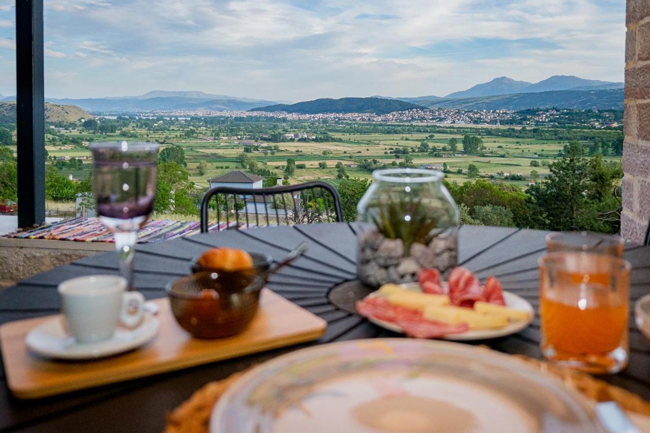 Villa De Vino Ioannina Bagian luar foto