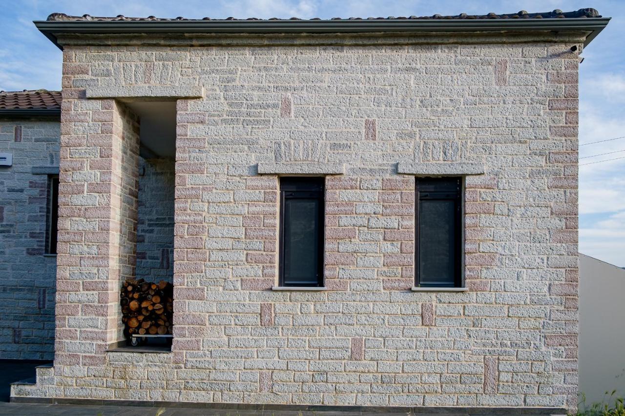 Villa De Vino Ioannina Bagian luar foto