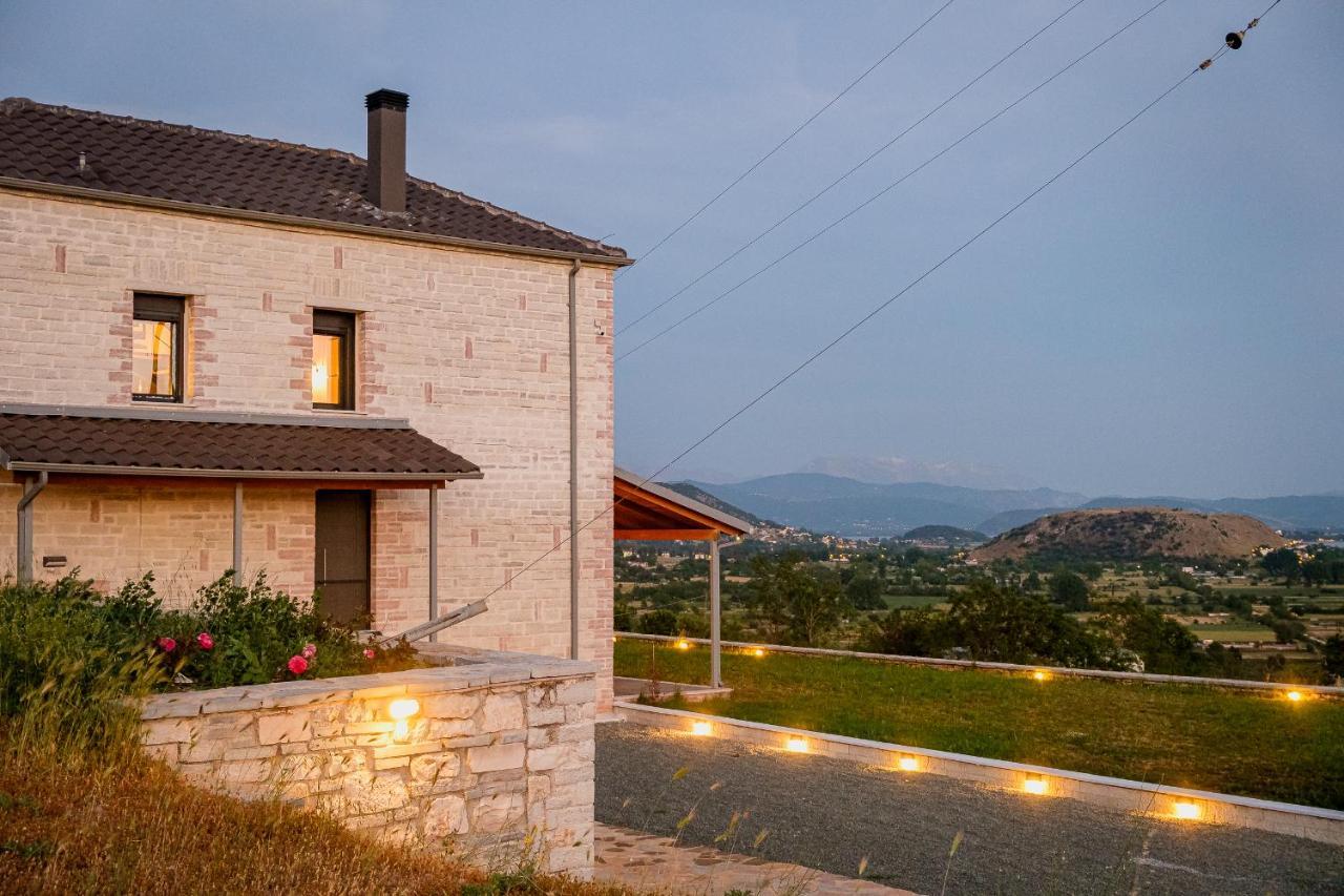 Villa De Vino Ioannina Bagian luar foto